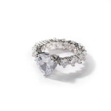 Load image into Gallery viewer, Marie Heart Ring
